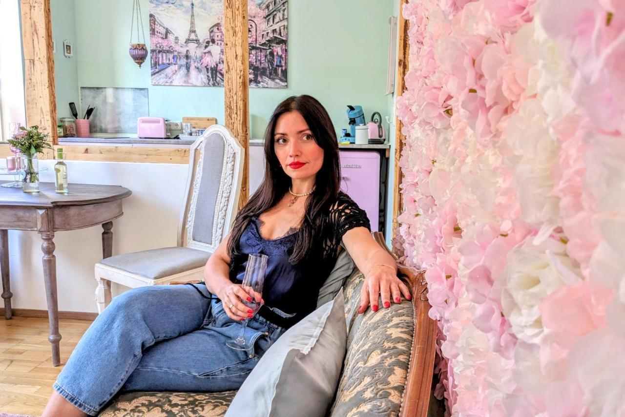 Queen Apartment 울첸 외부 사진